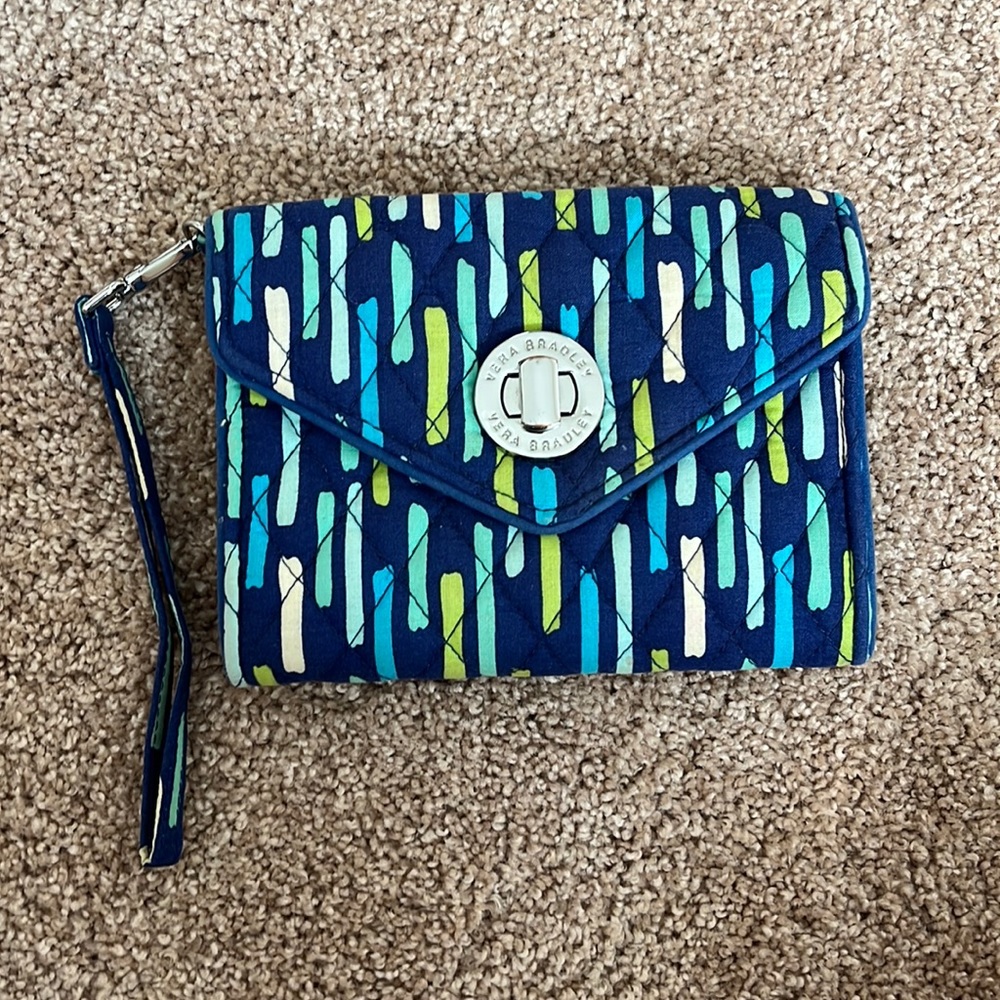 Vera Bradley Katalina Blues Smartphone Wristlet